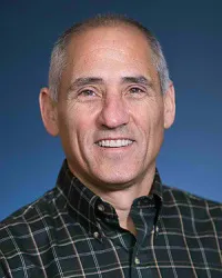 Howard J Sachs
