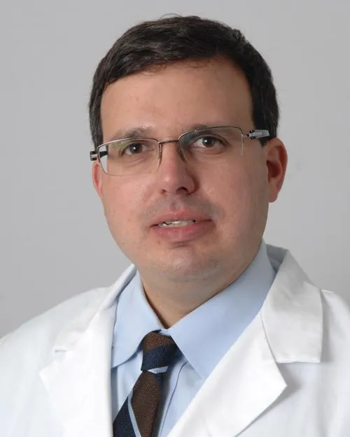 Steven C Tizio