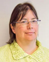 Stacia R Sailer