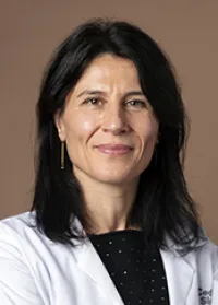 Cristina R Ferrone