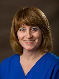 Melanie J Mcnutt
