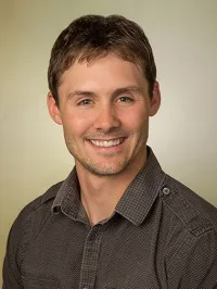 Jay J Schmitz