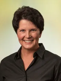 Ruth Ann Halls