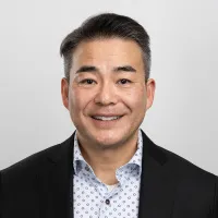 Thomas W Shin