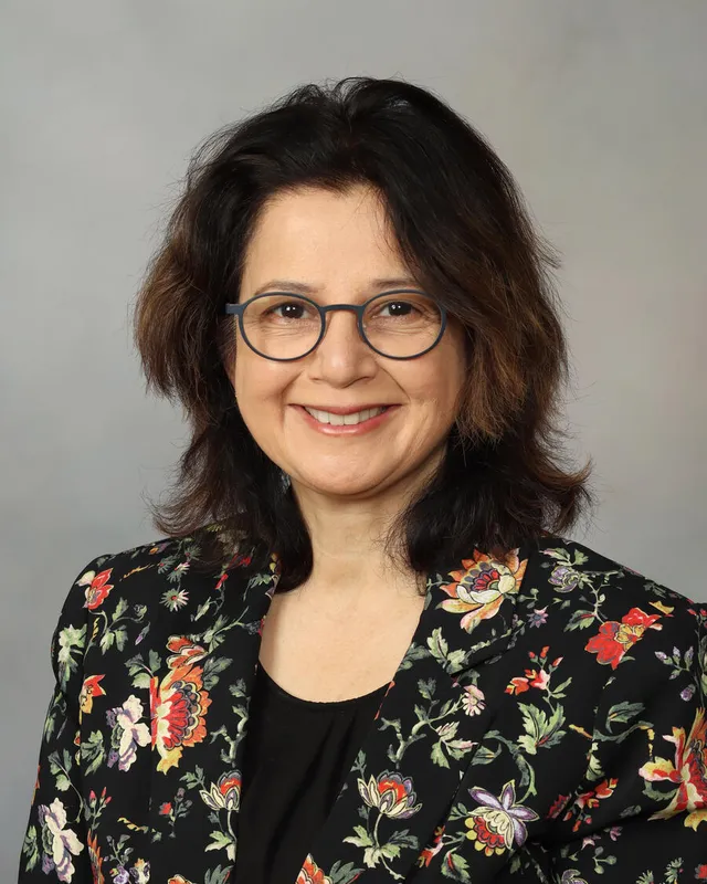 Neera Dahl