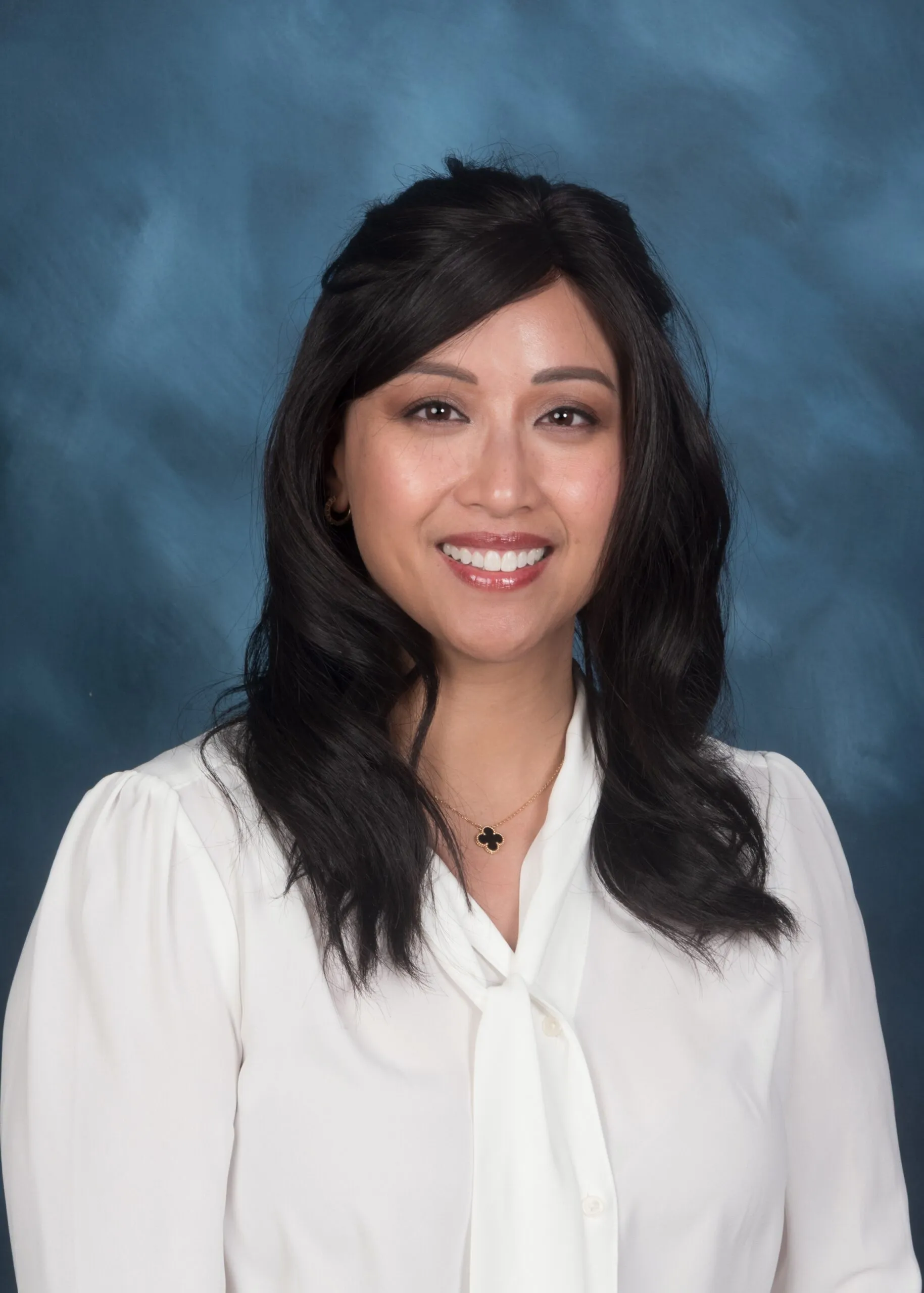 Nhu-Y T Dao