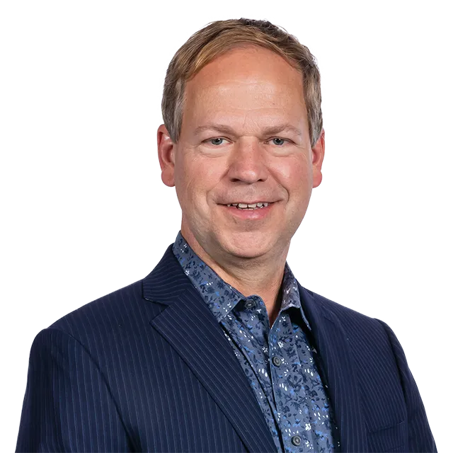 Christopher L Nevins