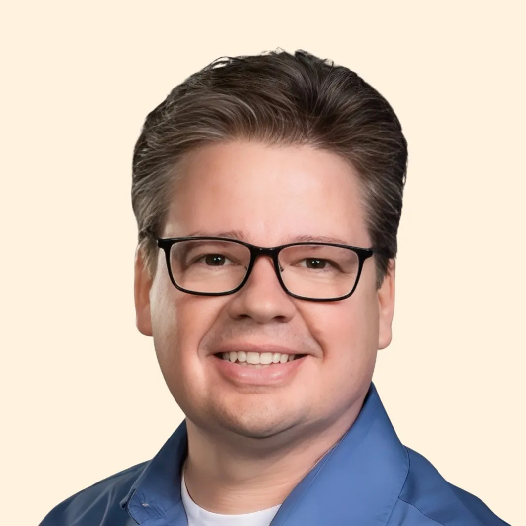 Damon Buckett