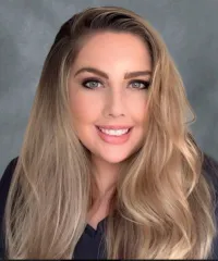 Caitlin K Curry