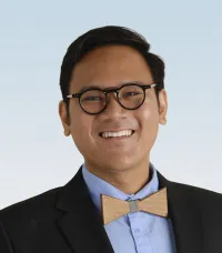 Esravila Wibisono