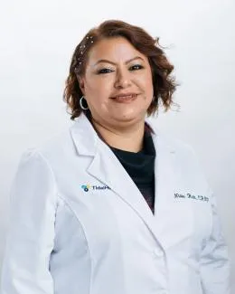 Nidia Hall