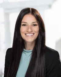 Hailee J Richter