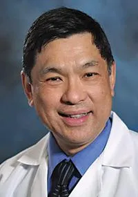 Carlos M Yu