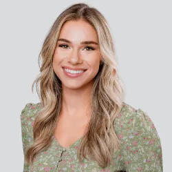 Sydney Karahalios, NP, RN, PMHNP