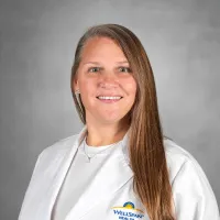 Veronica L Weissner