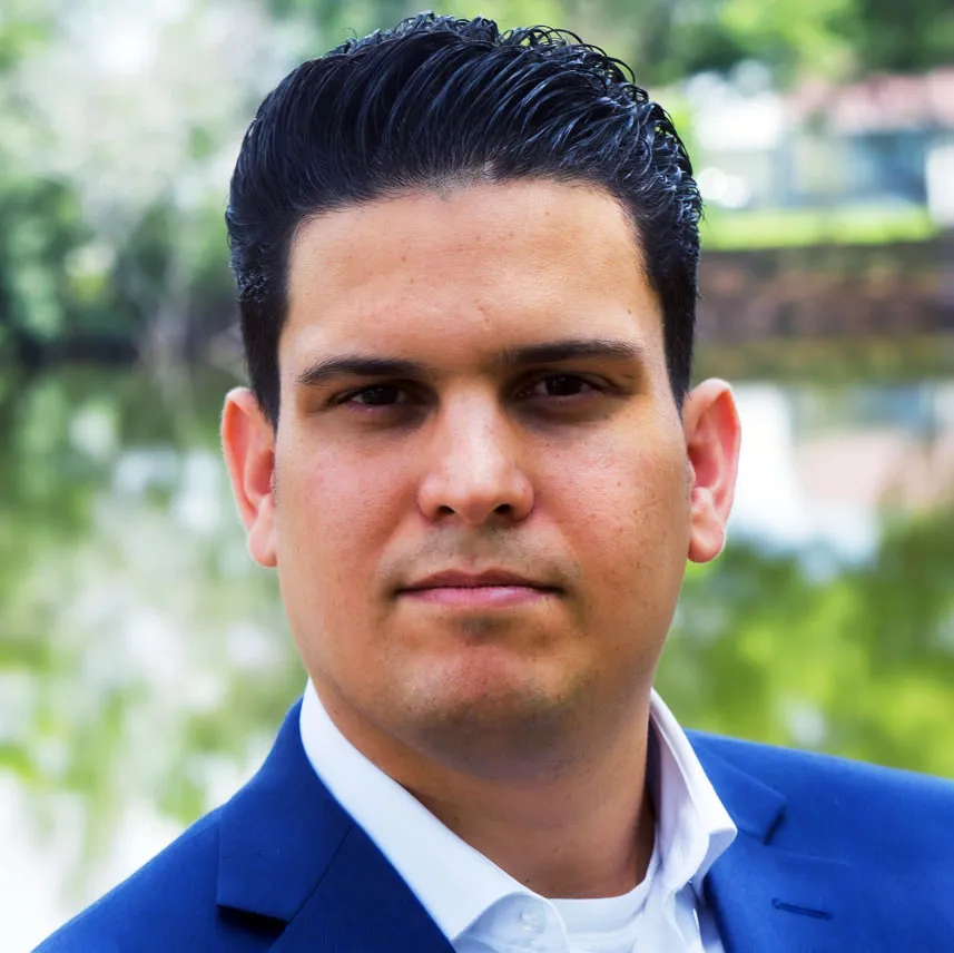Yadiel Munoz, LCSW