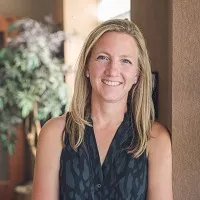 Leigh Farrell Bauer