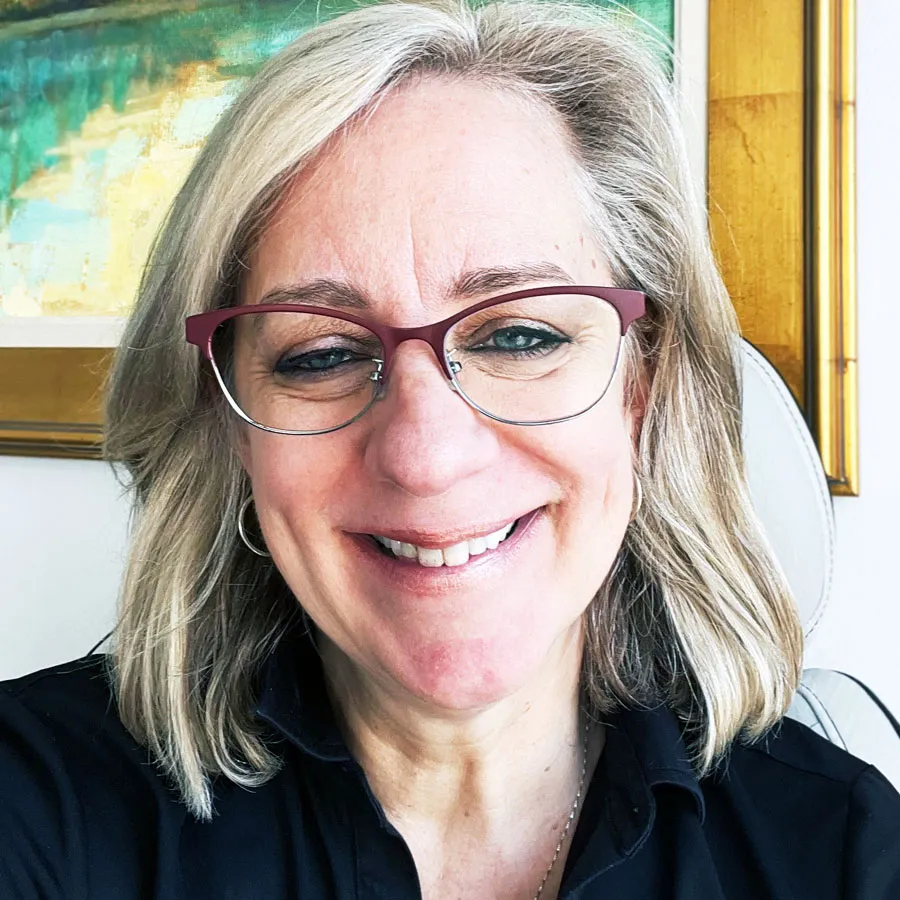 Karen Tantillo