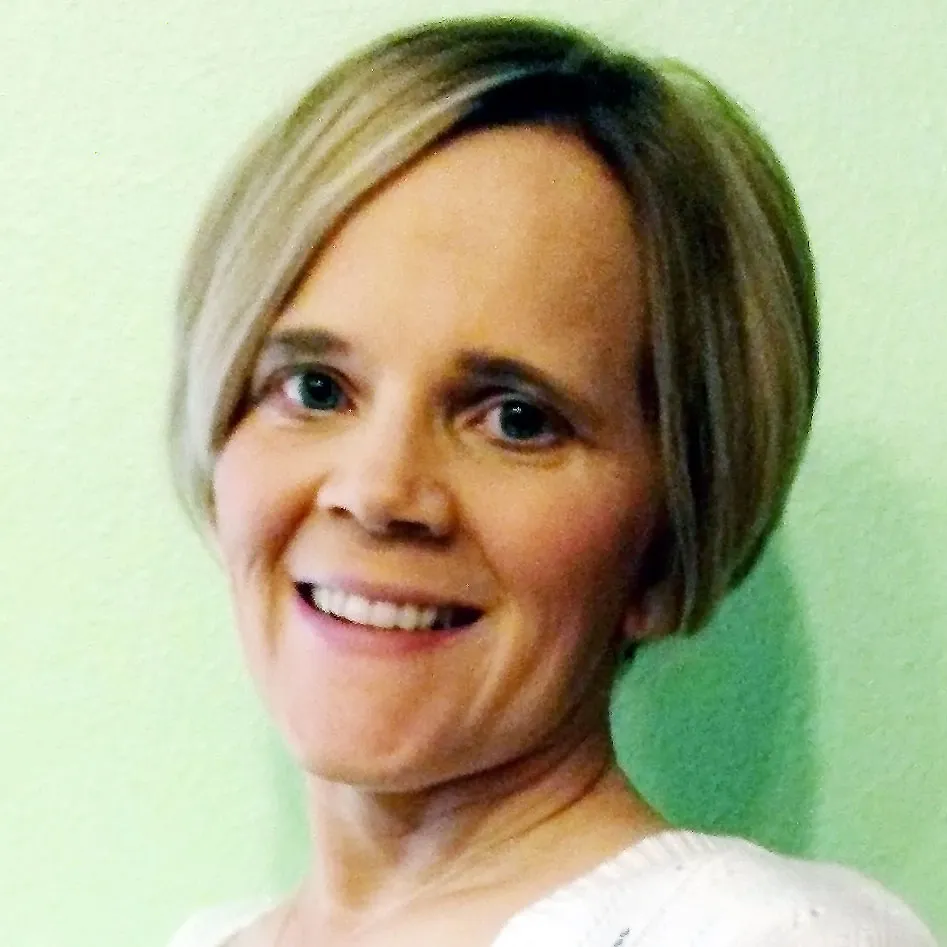 Lori Sanderson