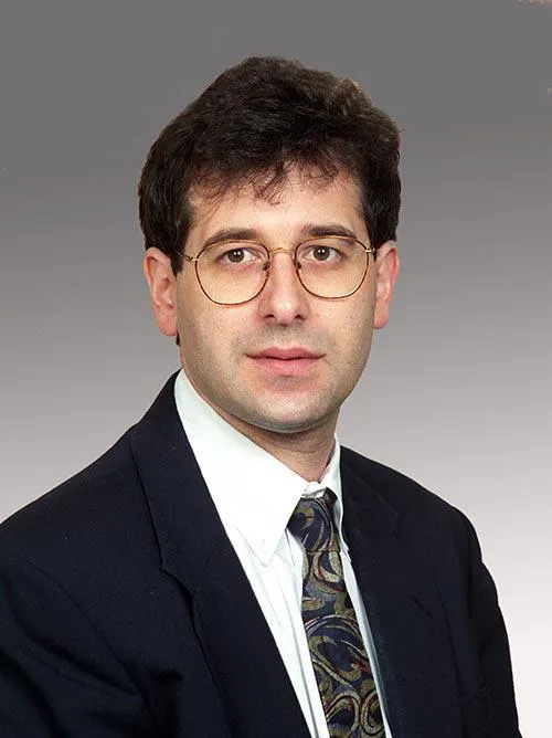 David H Henick