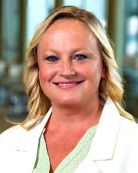 Lucinda C Tucker