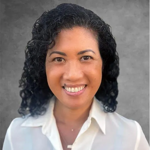 Margaret J Constante