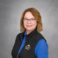 Lisa J Costello