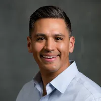 Luis Salazar