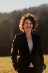 Ali Dehart