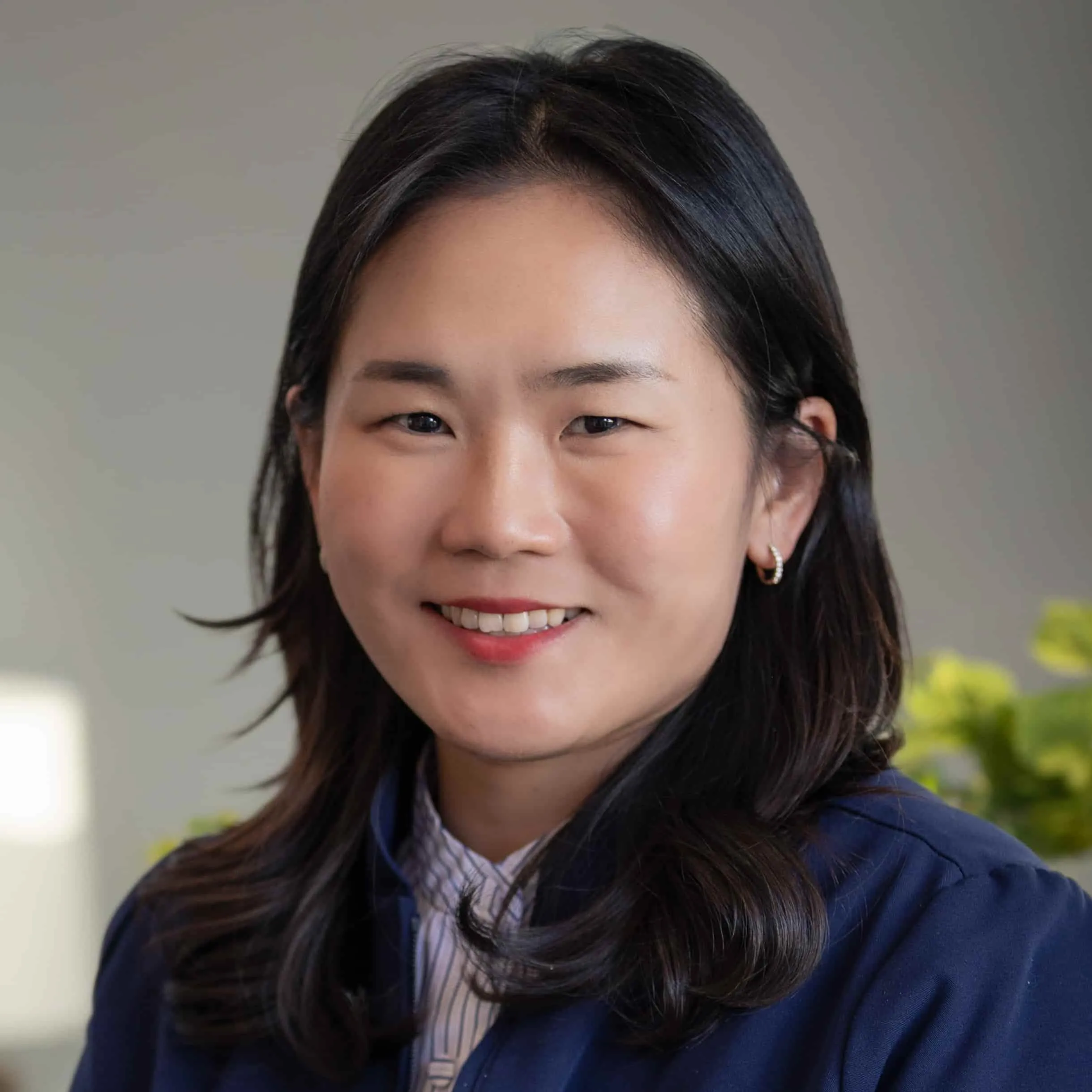 Dr. Inyeop Levine