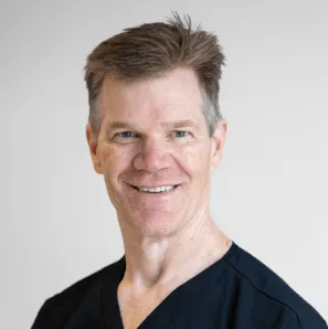 Dr. Thomas Minor