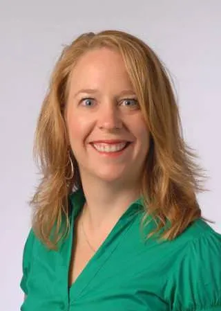 Melissa C Knutson