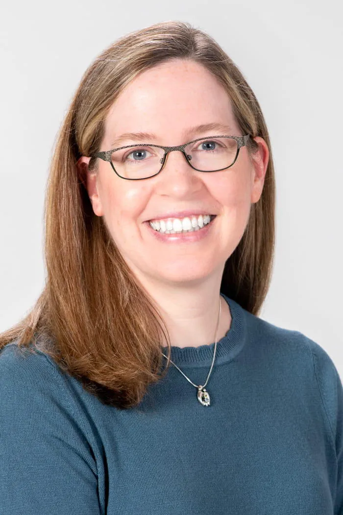 Amanda R. Lloyd