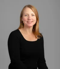 Elizabeth M Lamb