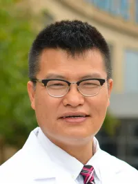 Hong J Jun