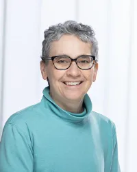 Marian L Greenburg