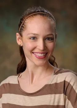 Shaina Karabinas