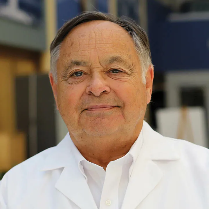 Robert J Lapenna