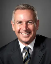 Warren Bret Licht