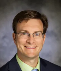 Christopher P Sobczak