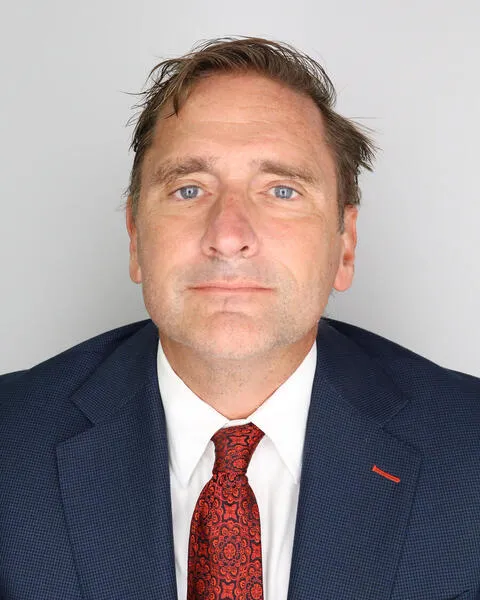 Eric W Nottmeier