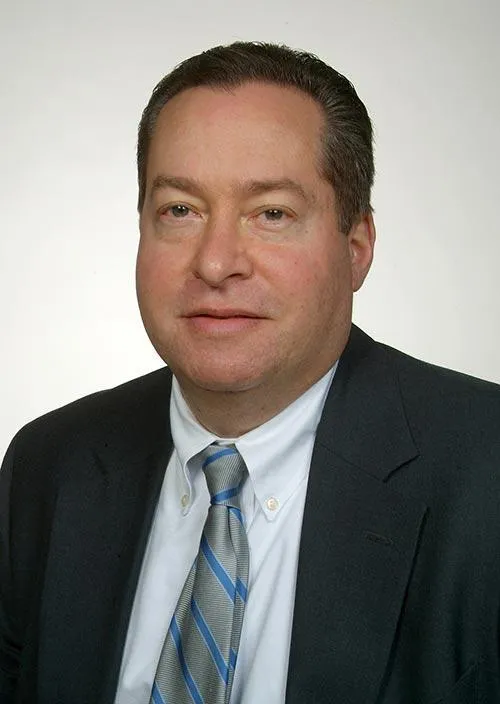 David M Felig