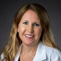 Cynthia Lynch