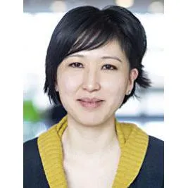 Christine W Du