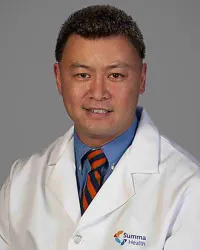 Michael J Tan