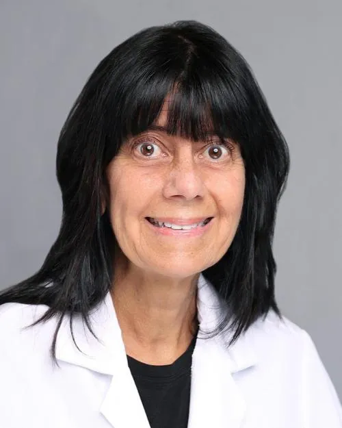 Lisa M Casale