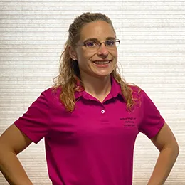 Lauren M Kropa