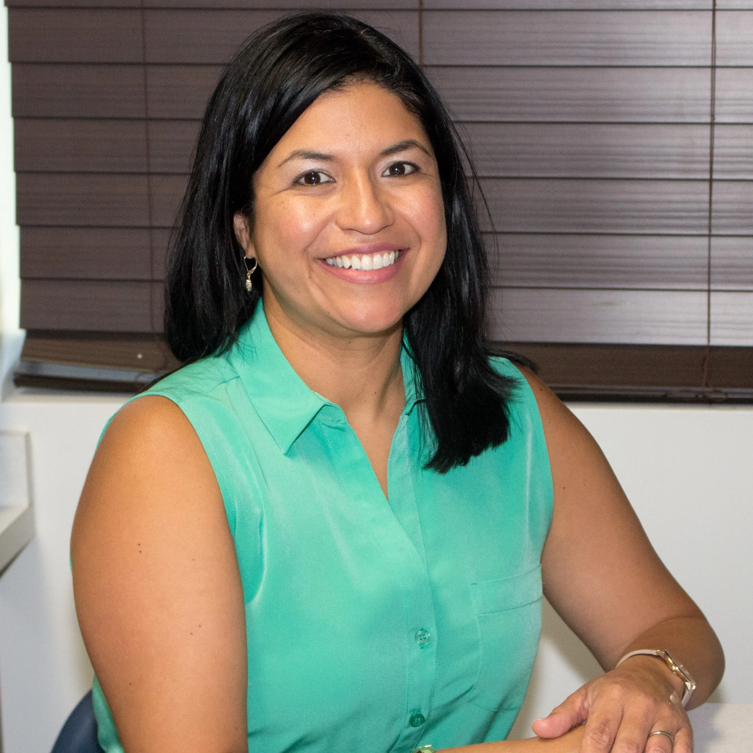 Lissette R Bernal