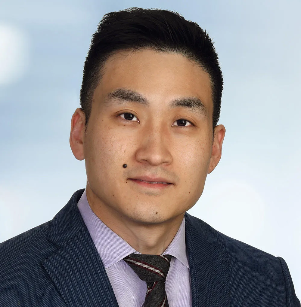 Robert D. Yoo