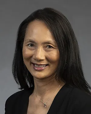 Shelly Lo